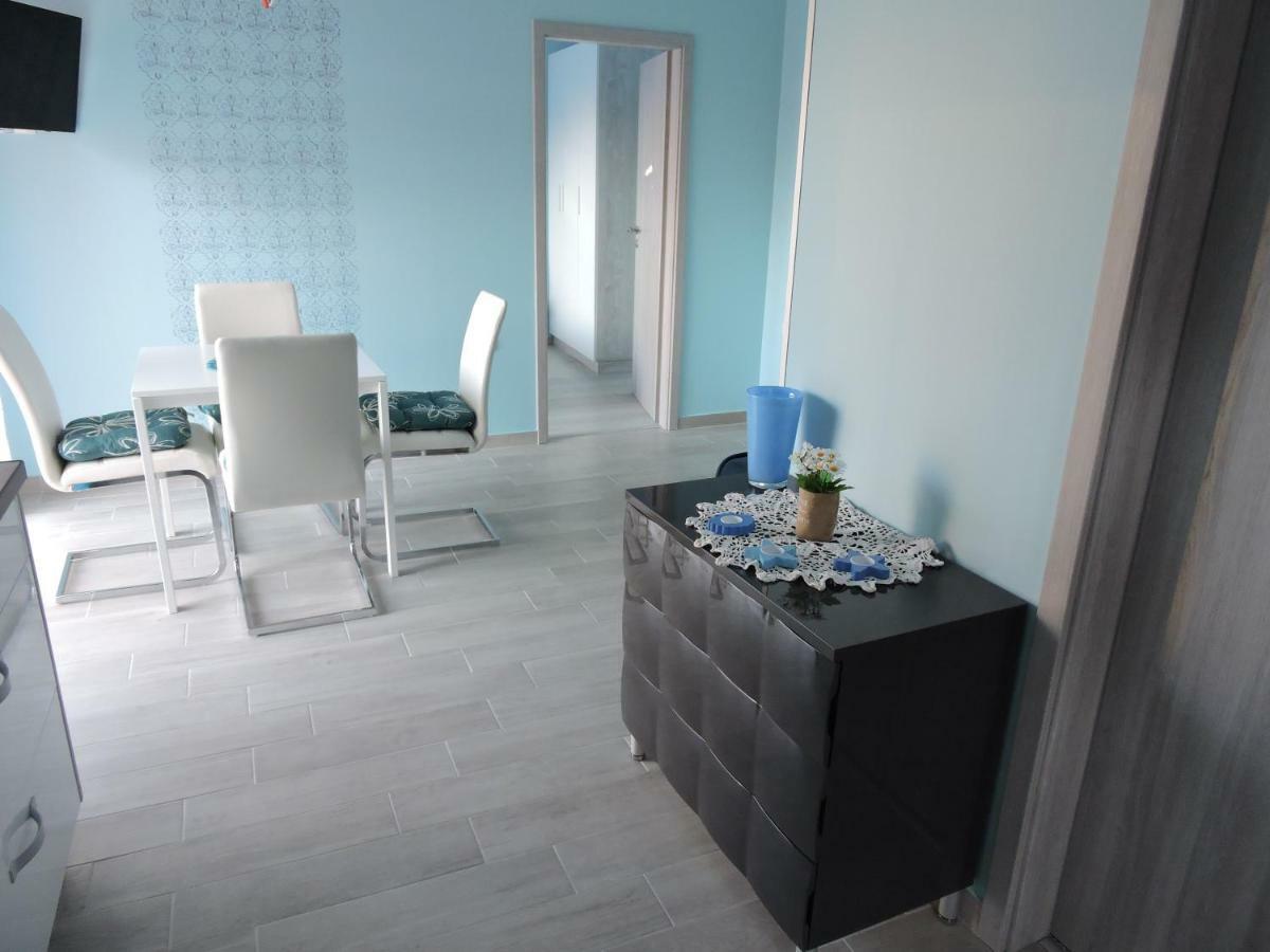 Apartments Perla Biograd Na Moru Esterno foto