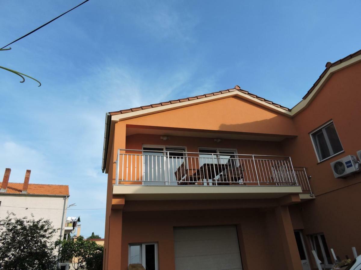Apartments Perla Biograd Na Moru Esterno foto