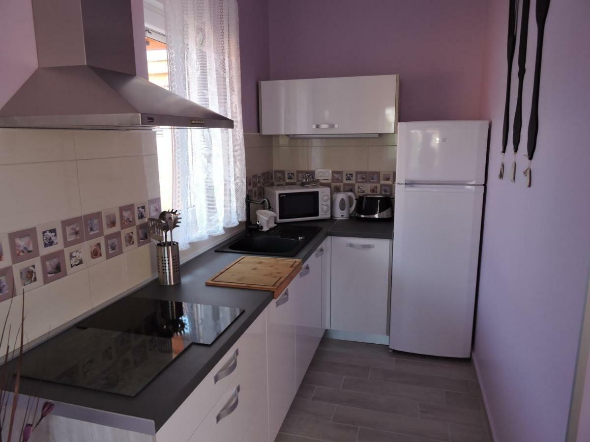 Apartments Perla Biograd Na Moru Esterno foto